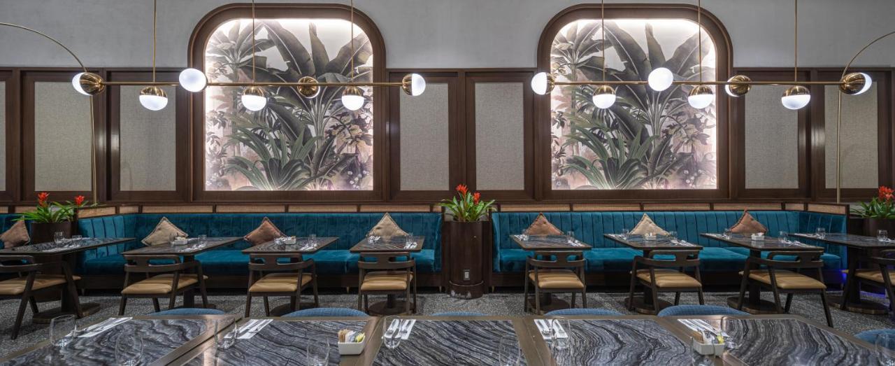 Fili Hotel At Nustar Cebu Екстер'єр фото