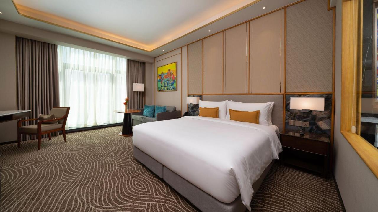 Fili Hotel At Nustar Cebu Екстер'єр фото